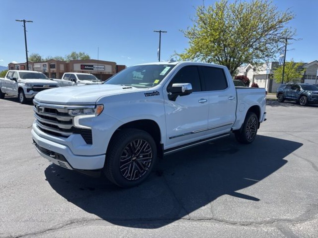 New 2026 Chevrolet Silverado 1500 High Country Truck Crew Cab
