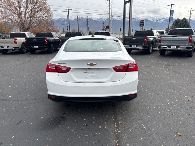 2024 Chevrolet Malibu LS photo 4