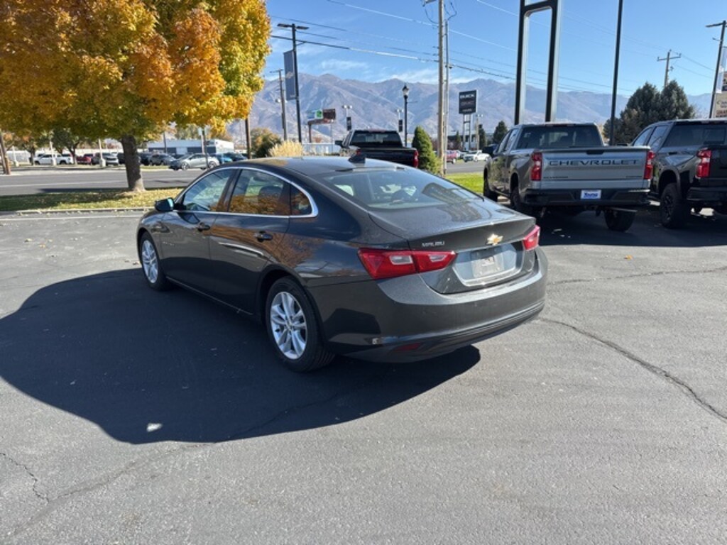 Used 2018 Chevrolet Malibu LT Sedan