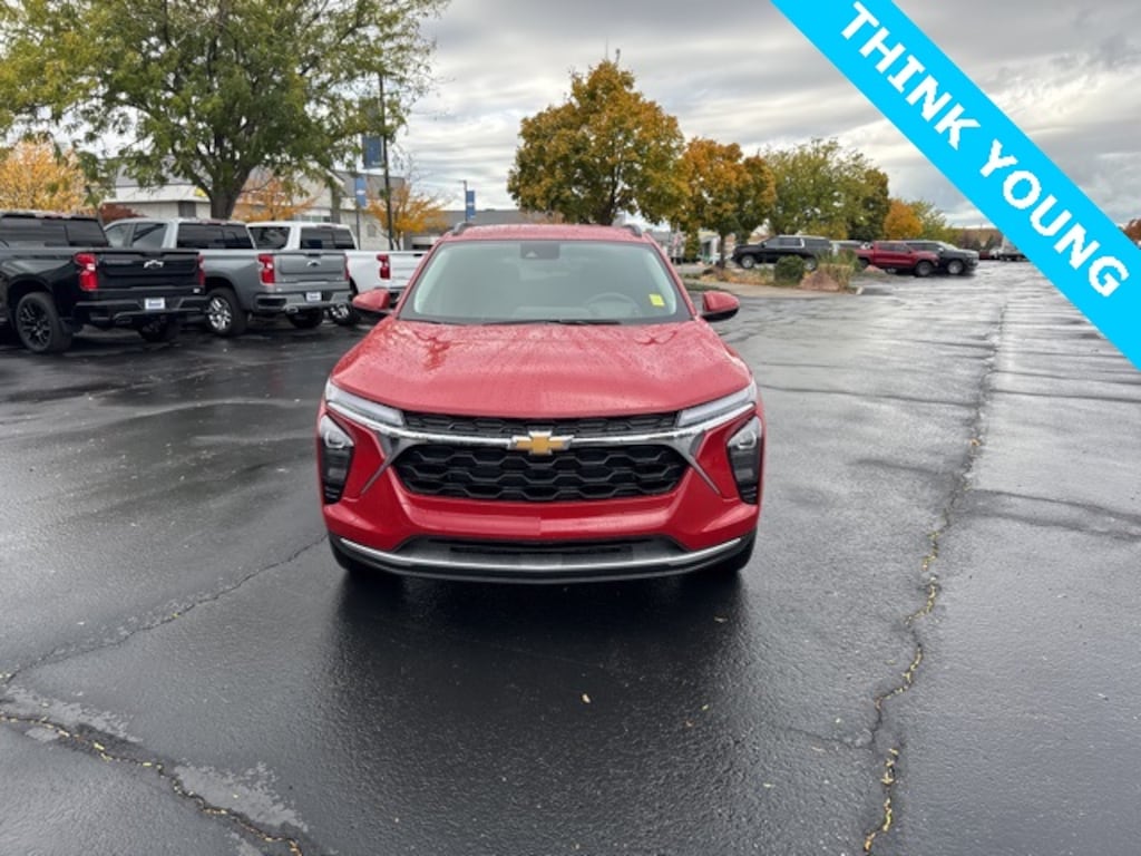 New 2026 Chevrolet Trax LT SUV