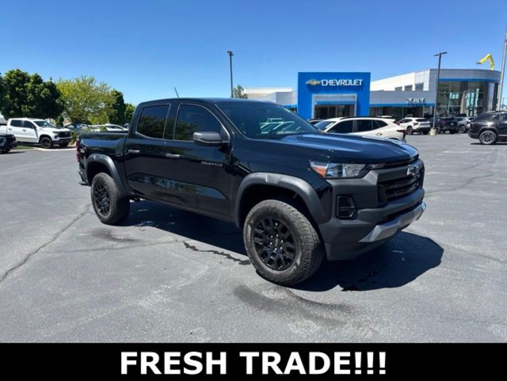 Used 2025 Chevrolet Colorado Trail Boss Truck Crew Cab