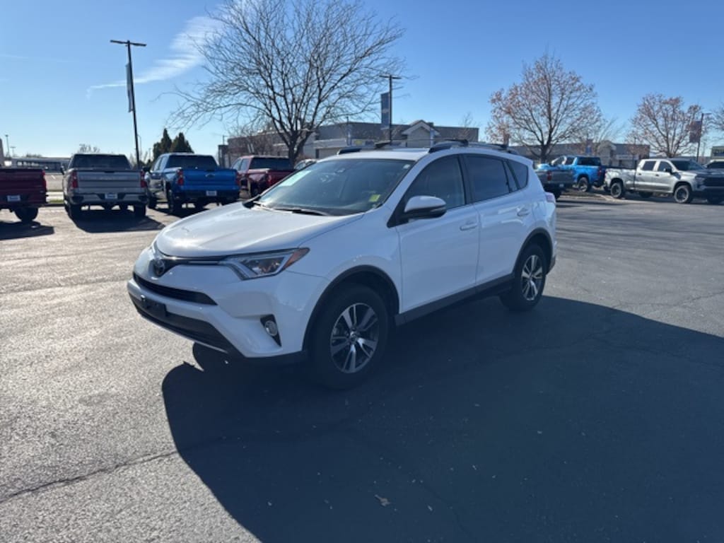 Used 2017 Toyota RAV4 XLE SUV