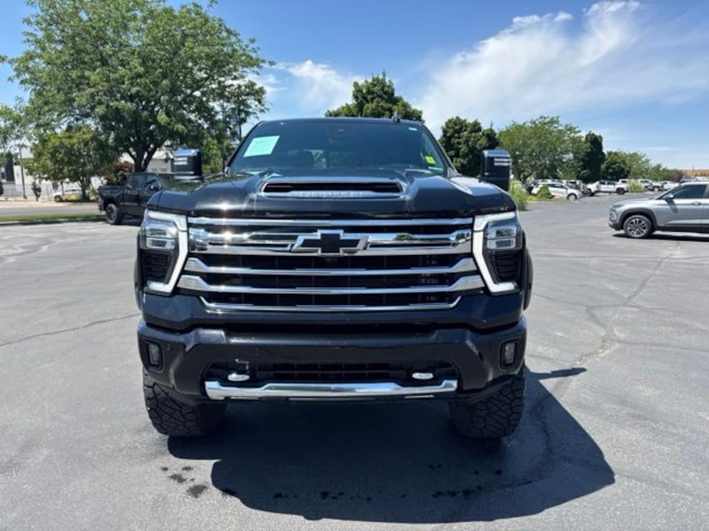 Used 2024 Chevrolet Silverado 3500 HD High Country Truck Crew Cab
