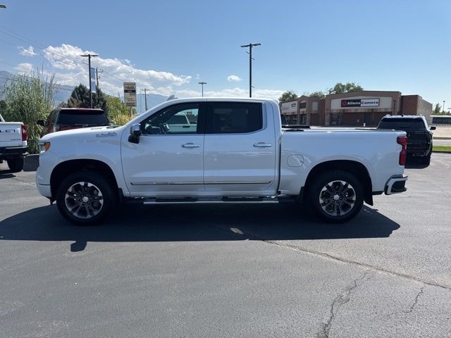 2023 Chevrolet Silverado 1500 High Country photo 4