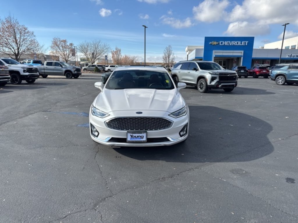 Used 2019 Ford Fusion Hybrid Titanium Sedan