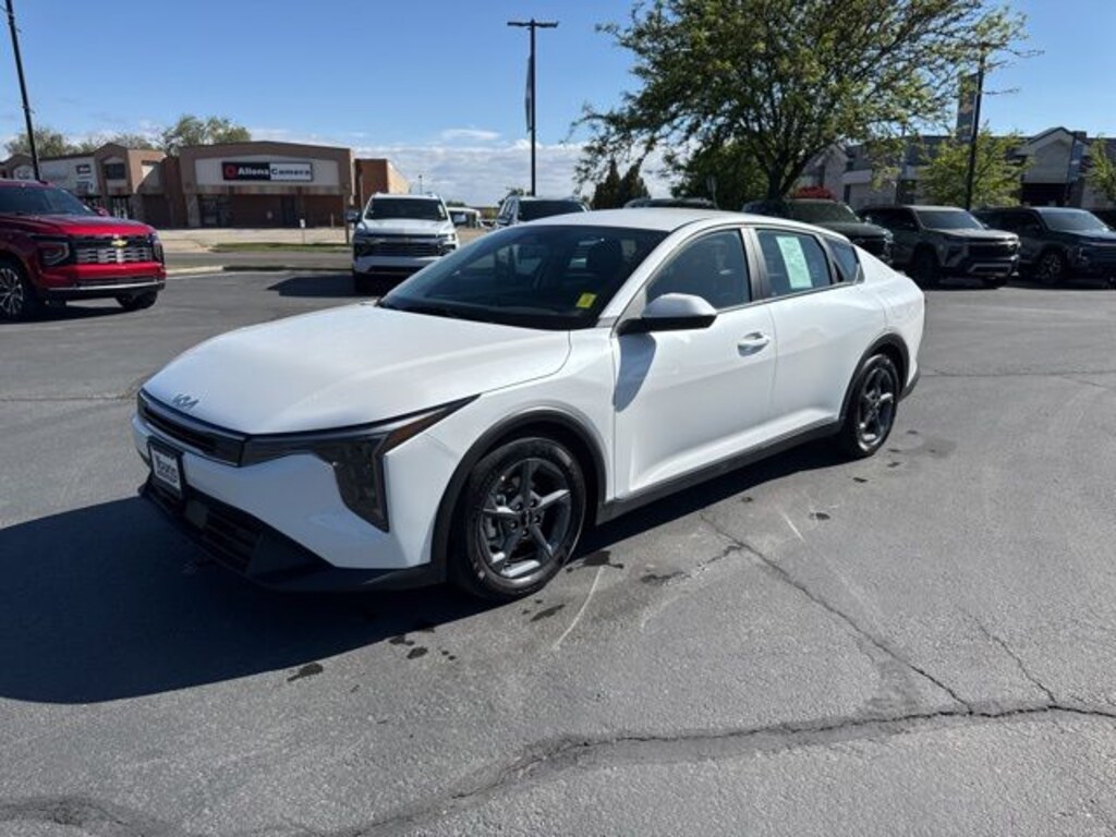 Used 2025 Kia K4 LXS Sedan