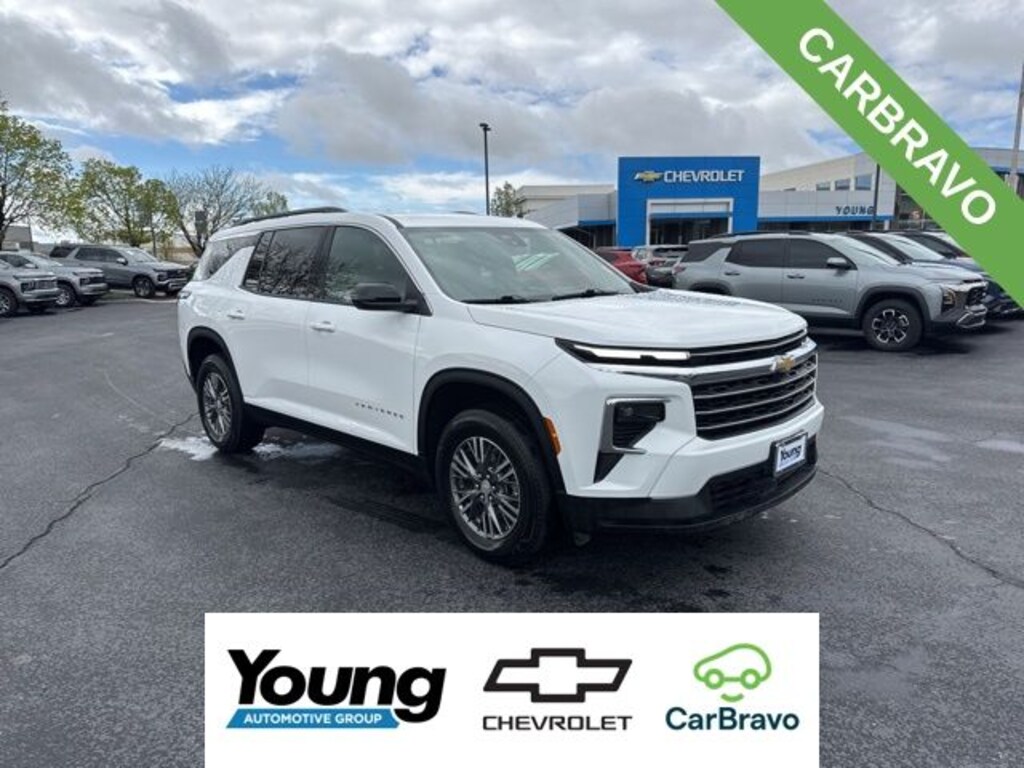 Used 2026 Chevrolet Traverse LT SUV