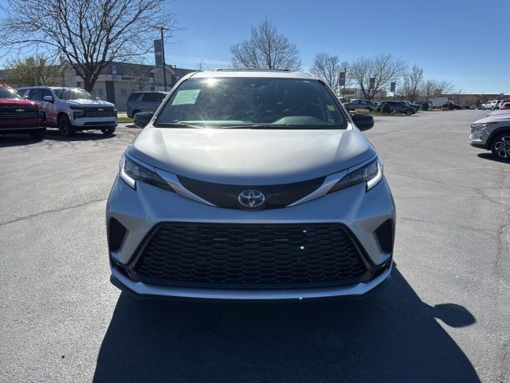 Certified 2024 Toyota Sienna XSE 7 Passenger Van Passenger Van