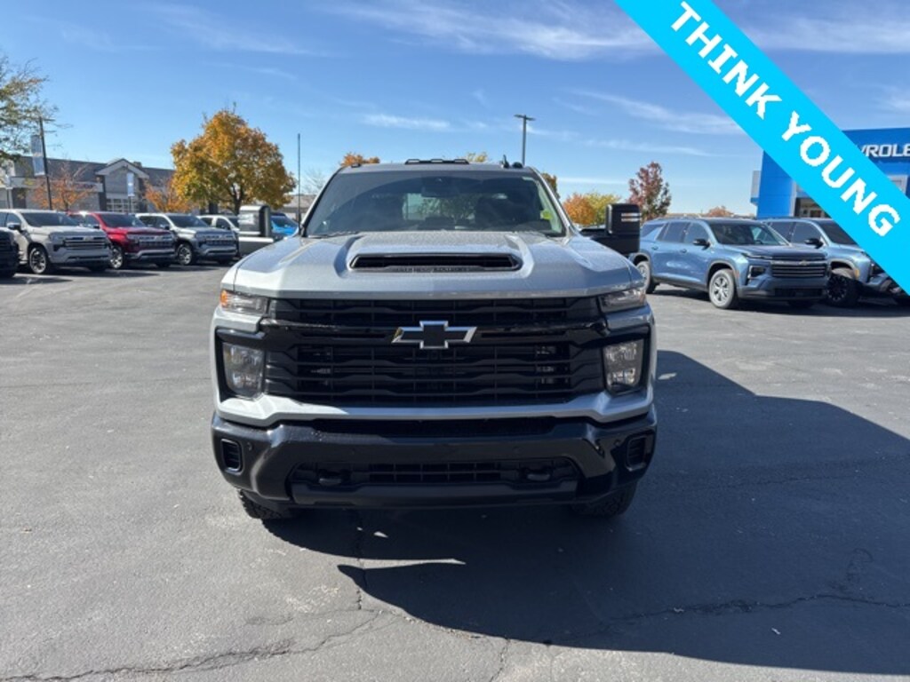 New 2026 Chevrolet Silverado 2500HD Custom Truck Crew Cab