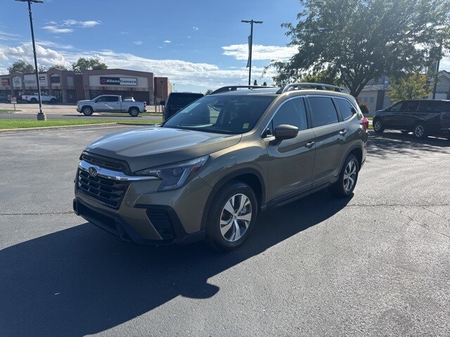 2024 Subaru Ascent Premium photo 2