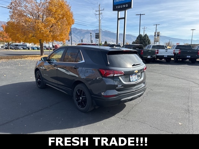 2023 Chevrolet Equinox LT photo 2
