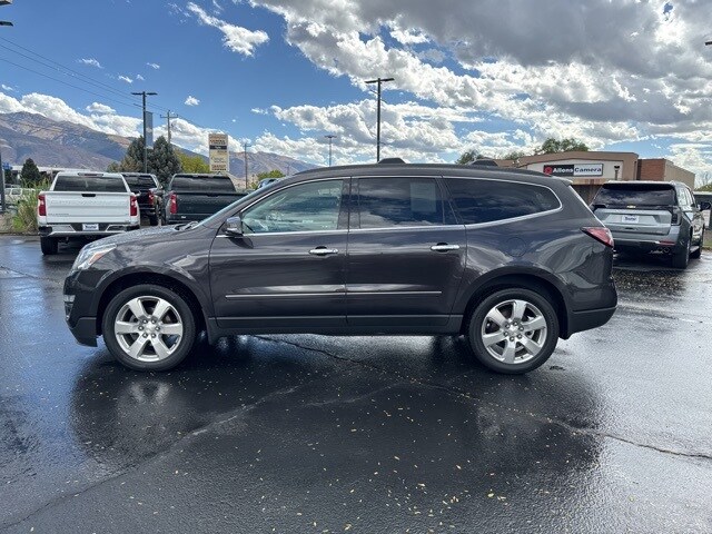 2017 Chevrolet Traverse Premier photo 4