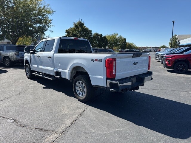 2024 Ford F-250 XLT photo 3