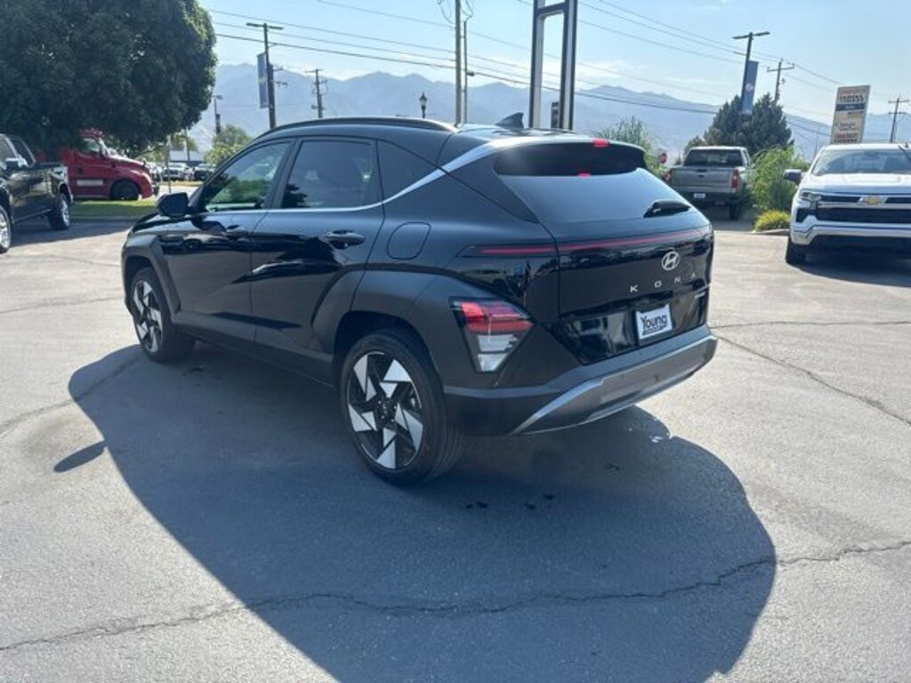 Used 2024 Hyundai Kona Limited SUV
