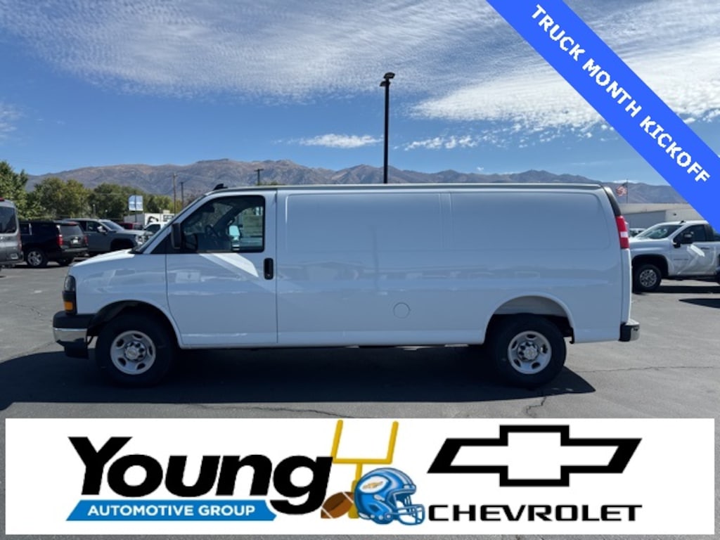 New 2025 Chevrolet Express 3500 Work Van Van Extended Cargo Van