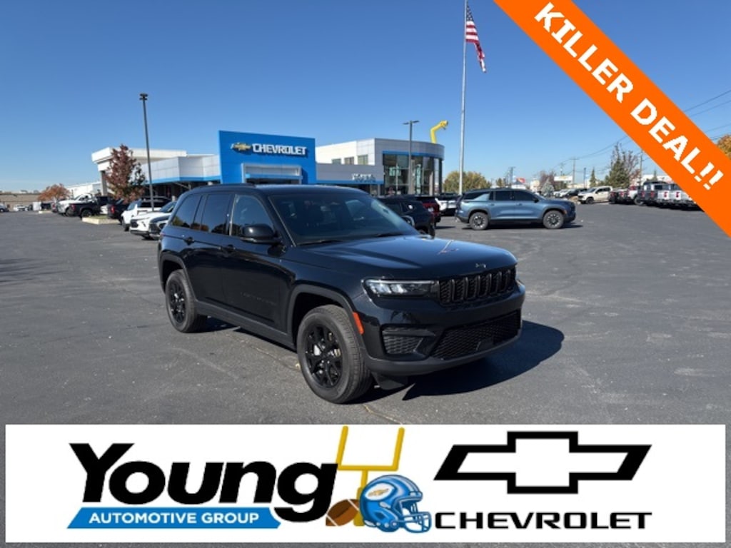 Used 2024 Jeep Grand Cherokee Laredo SUV