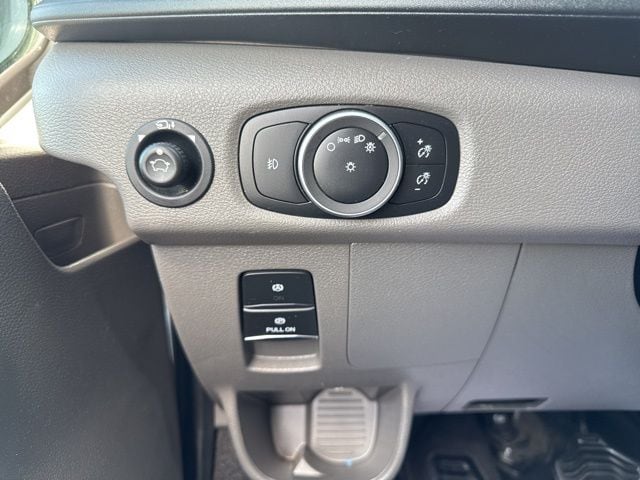 2021 Ford Transit Passenger Van XLT - Photo 23