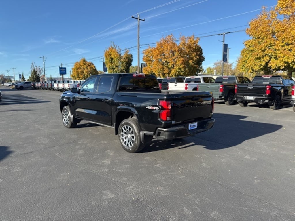 Used 2023 Chevrolet Colorado LT Truck Crew Cab