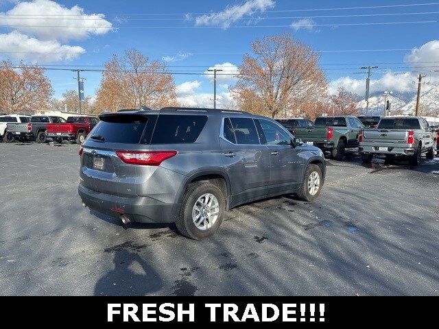 2020 Chevrolet Traverse Cloth 1LT photo 3