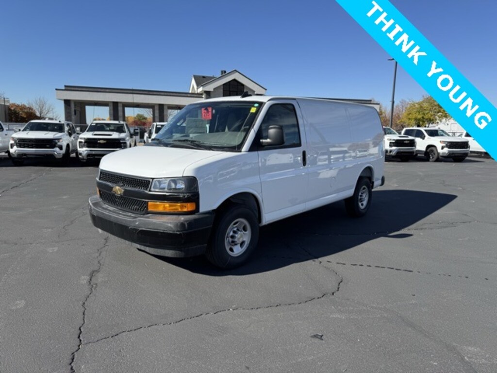 New 2025 Chevrolet Express 2500 Work Van Van Cargo Van