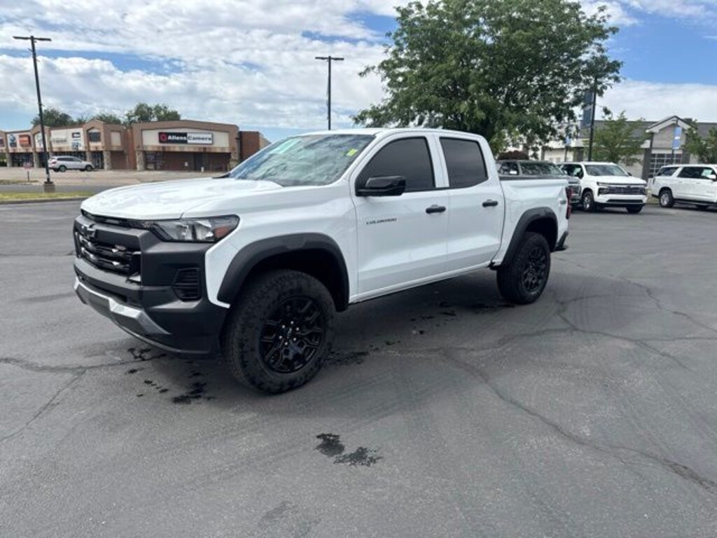 Used 2024 Chevrolet Colorado Trail Boss Truck Crew Cab