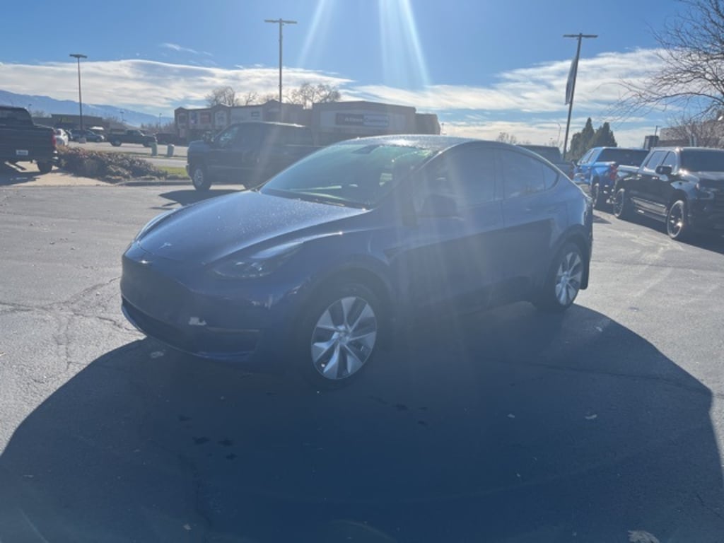 Used 2024 Tesla Model Y Long Range SUV