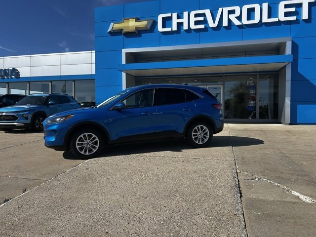 2021 Ford Escape SE photo 2