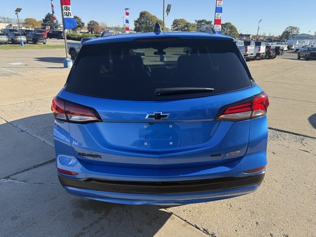 2024 Chevrolet Equinox RS photo 2