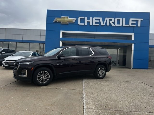 Used 2023 Chevrolet Traverse 1LT with VIN 1GNEVGKW0PJ135508 for sale in Saint Johns, MI