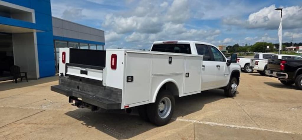 New 2026 Chevrolet Silverado 3500 HD Chassis Cab Work Truck Truck