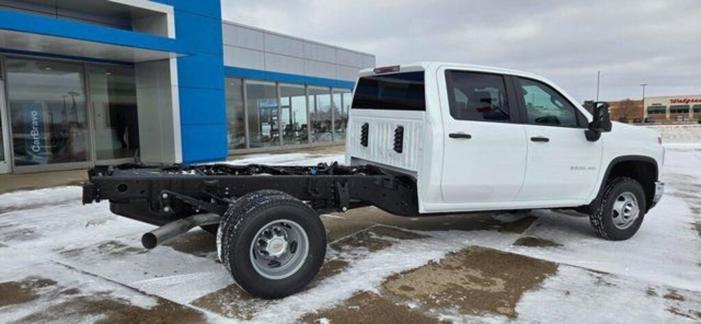 New 2026 Chevrolet Silverado 3500 HD Chassis Cab Work Truck Truck