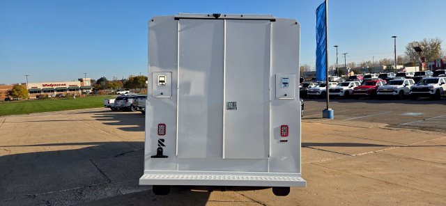 New 2026 Chevrolet Express Cutaway 3500 1WT Cutaway Van