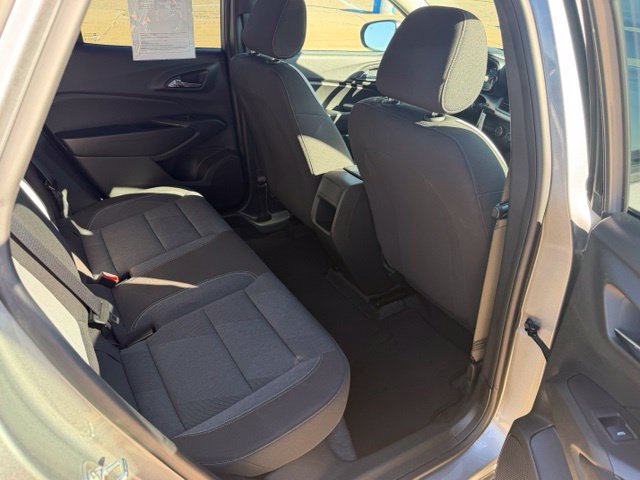 2024 Chevrolet Trax LS - Photo 28