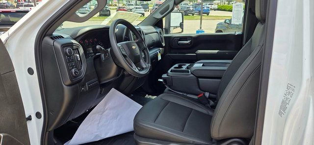 2025 Chevrolet Silverado 3500 HD Work Truck - Photo 10