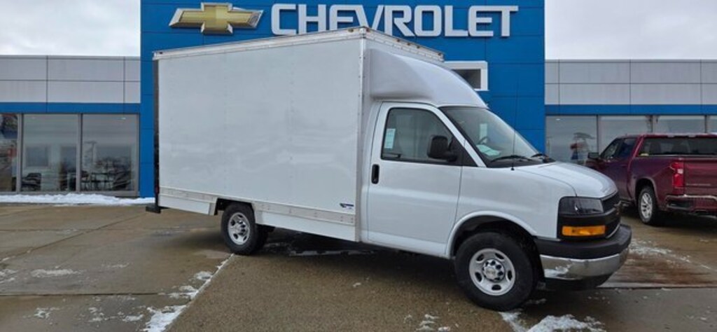 New 2026 Chevrolet Express Cutaway 3500 1WT Cutaway Van