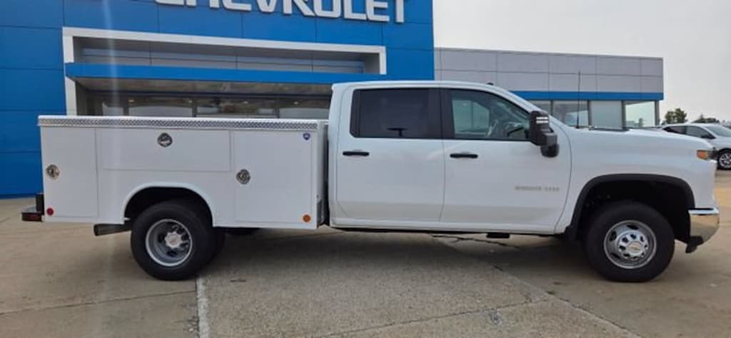 New 2025 Chevrolet Silverado 3500 HD Chassis Cab Work Truck Truck