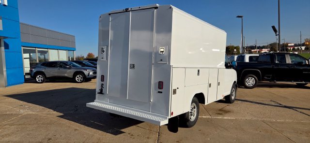 New 2026 Chevrolet Express Cutaway 3500 1WT Cutaway Van