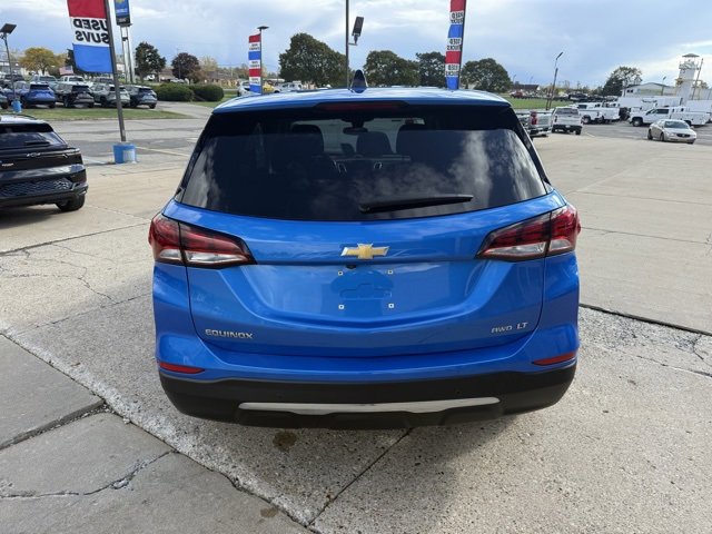 2024 Chevrolet Equinox LT photo 4