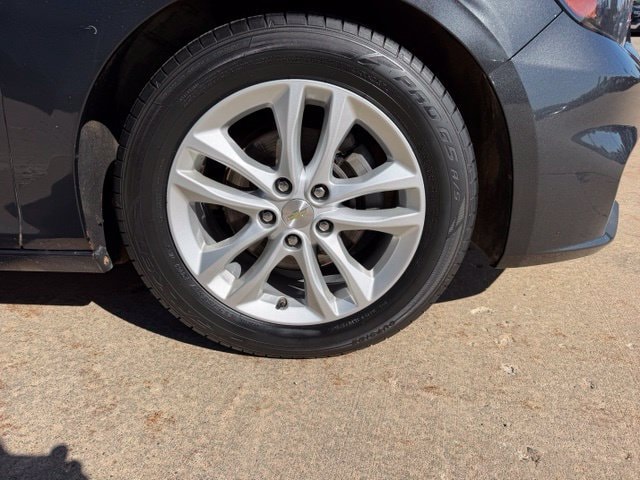 2017 Chevrolet Malibu 1LT - Photo 15
