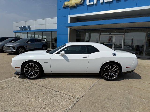Used 2023 Dodge Challenger R/T with VIN 2C3CDZBT6PH544171 for sale in Saint Johns, MI