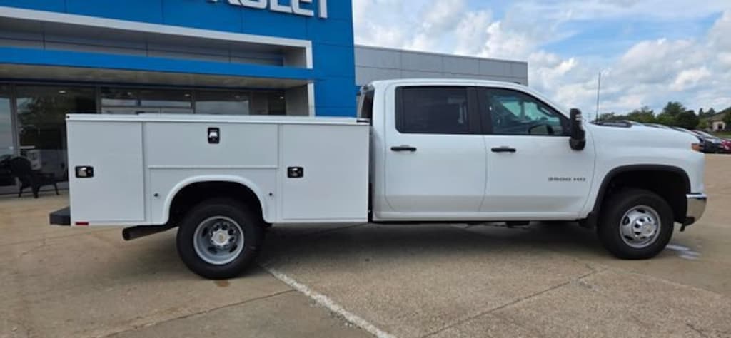 New 2026 Chevrolet Silverado 3500 HD Chassis Cab Work Truck Truck