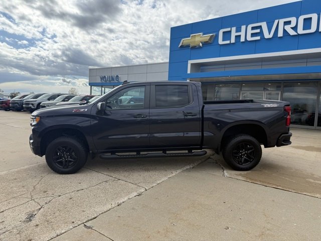 2022 Chevrolet Silverado 1500 LT Trail Boss photo 2