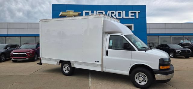  Chevrolet Express Cutaway 3500