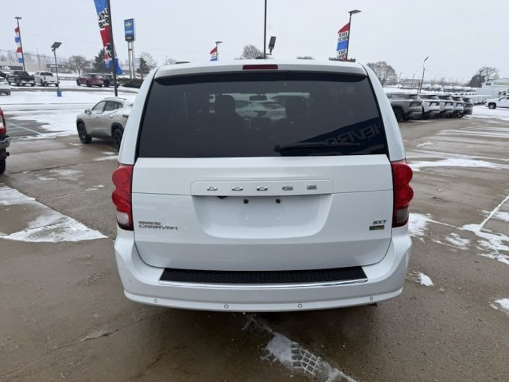 Used 2016 Dodge Grand Caravan SXT