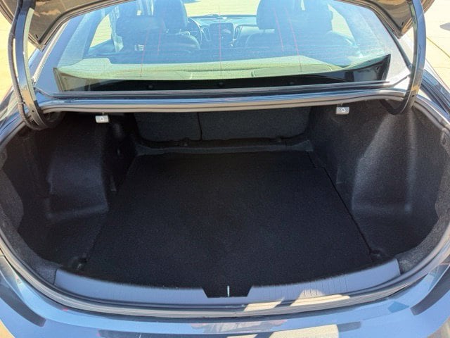 2017 Chevrolet Malibu 1LT - Photo 38