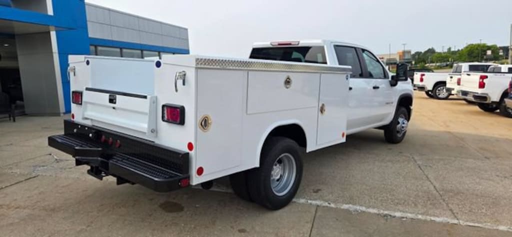 New 2025 Chevrolet Silverado 3500 HD Chassis Cab Work Truck Truck