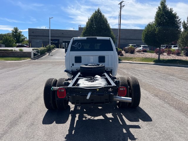 New 2026 Ram 3500 Chassis Cab Tradesman/Big Horn Pickup