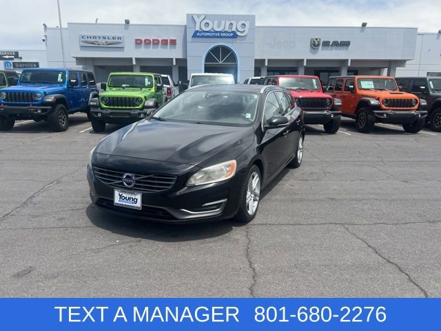 2015 Volvo V60 T5 AWD Premier's photo