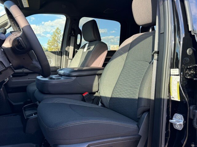 2026 Ram 3500 Big Horn photo 2