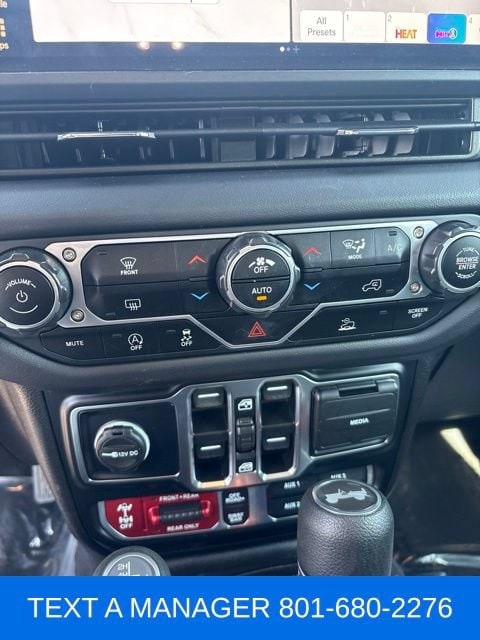 2024 Jeep Wrangler 4-Door Rubicon - Photo 13